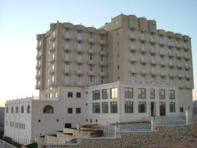 Yay Grand Hotel Мардин Екстериор снимка